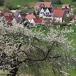 Landidyll Zum Alten Schloss Otel Kirchensittenbach