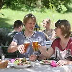 Otel Landidyll Zum Alten Schloss 3*