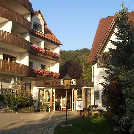 ホテル Landidyll Zum Alten Schloss