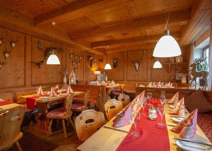 فندق Landidyll Zum Alten Schloss